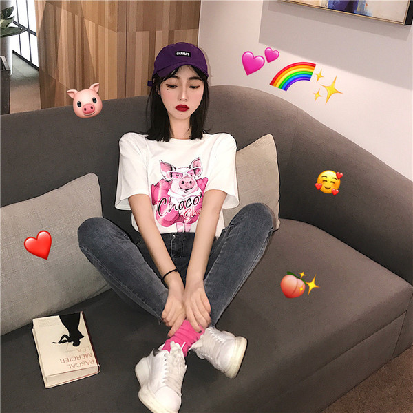 Γυναικεία καθημερινή μπλούζα σε λευκό και μαύρο με εφαρμογή