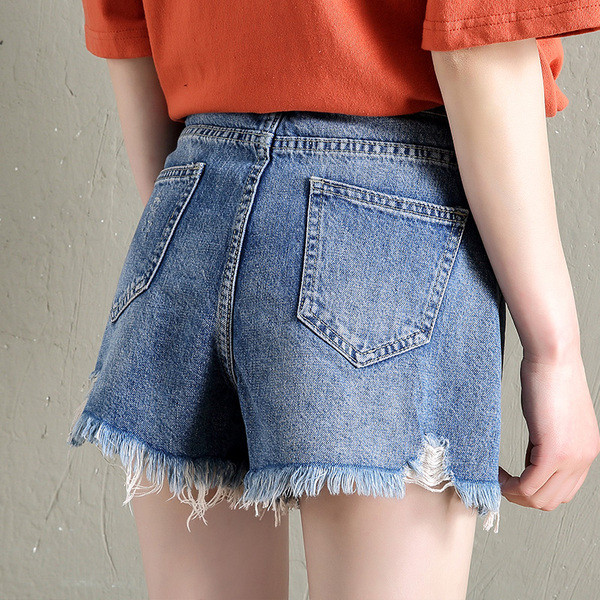 Къси дамски панталони с джобове в два цвята