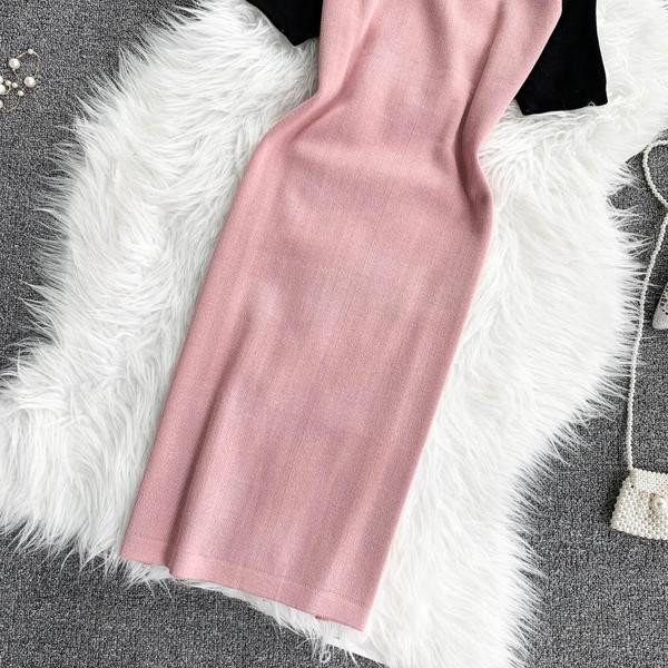 Rochie casual de dama cu decolteu O si maneci scurte in trei culori