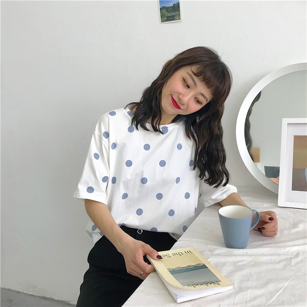 Bluză casual de damă cu buline, în două culori, cu mâneci scurte