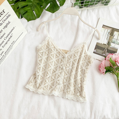 Μοντέρνο γυναικείο γιλέκο με λεπτές λωρίδες σε διάφορα χρώματα