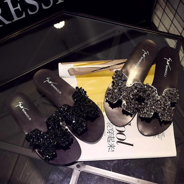 Modern női fűzős papucs két színben