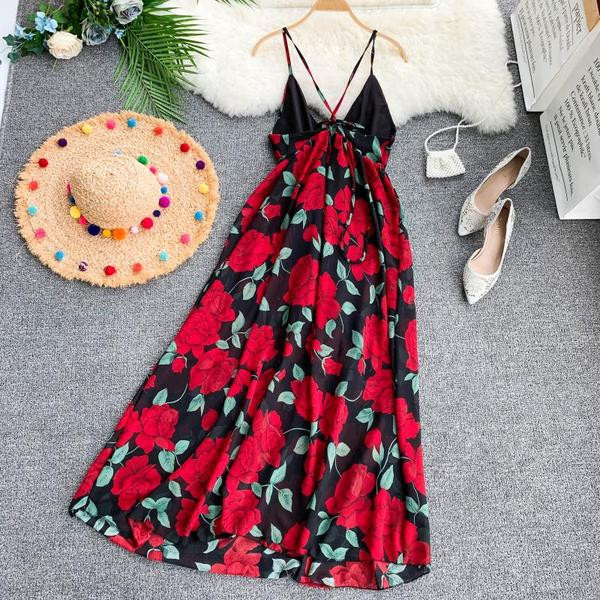 Rochie lunga de dama cu model floral si bretele subtiri in mai multe culori