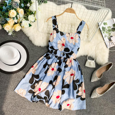 Alkalmi női ruha szabású modell virágmintával több színben