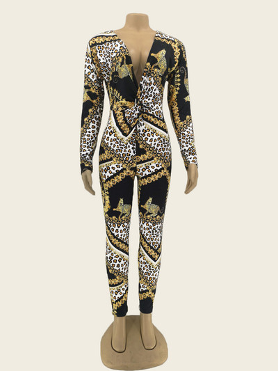 Stílusos női jumpsuit rövid ujjal és V-nyakkal