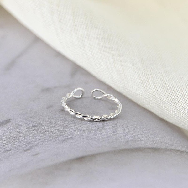 Περιστασιακά δαχτυλίδια κυρίες σε ασήμι και χρυσό χρώμα