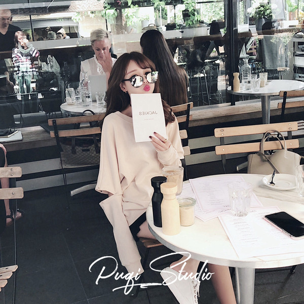 Τρέχοντα γυαλιά ηλίου κυρίες με καθρέφτες σε μαύρο χρώμα