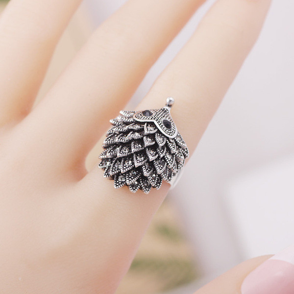 Modern női gyűrű 3D elemmel