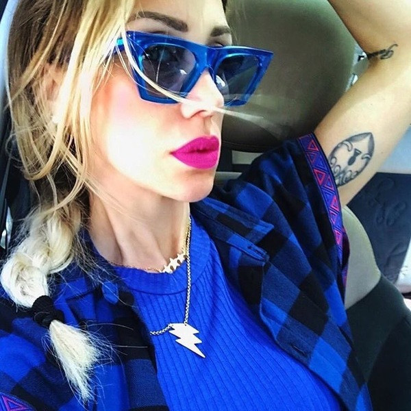 Ochelari de soare eleganti pentru femei in sapte culori