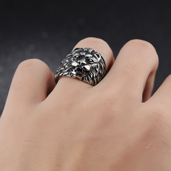 Hím oroszlán gyűrű ezüst színben