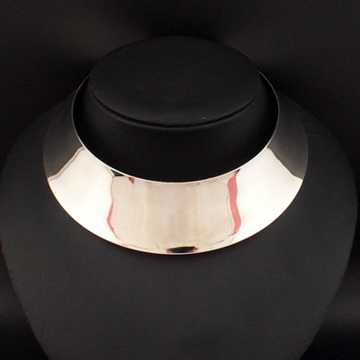 Colier de dama de culoare argintiu si auriu - mai multe modele