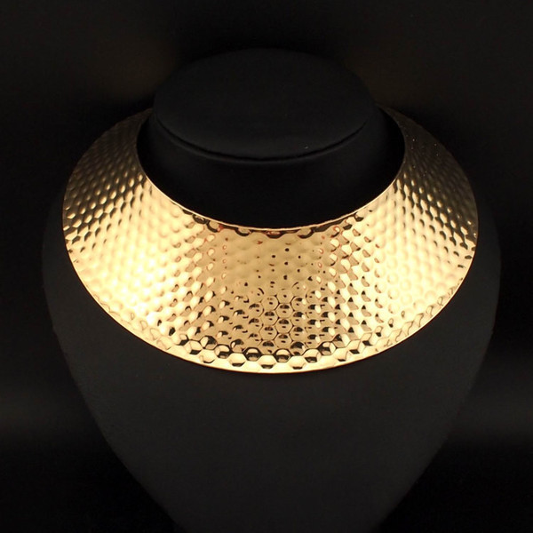 Colier de dama de culoare argintiu si auriu - mai multe modele