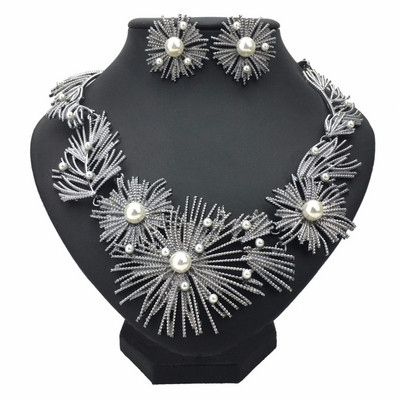 Modern női szett fülbevalóval és nyaklánccal, három színben