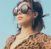 Modern női kerek napszemüveg többféle színben
