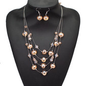 Modern női fülbevaló és nyaklánc szett több színben