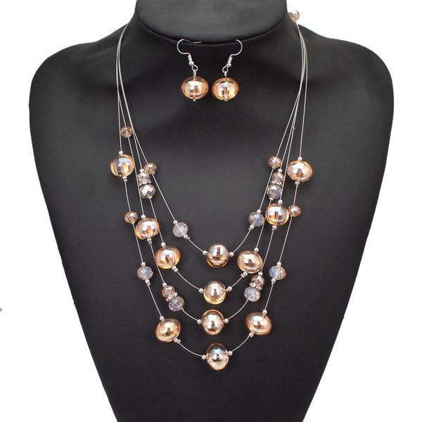Modern női fülbevaló és nyaklánc szett több színben