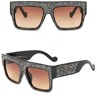 Σύγχρονα γυναικεία γυαλιά ηλίου με κομψό αποτέλεσμα σε διάφορα χρώματα