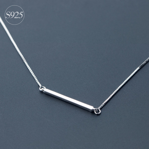 Colier cald de dama de culoare argintie