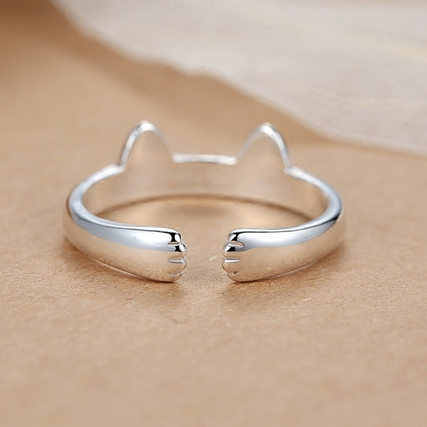 Női gyűrű 3D elemmel, ezüst színben