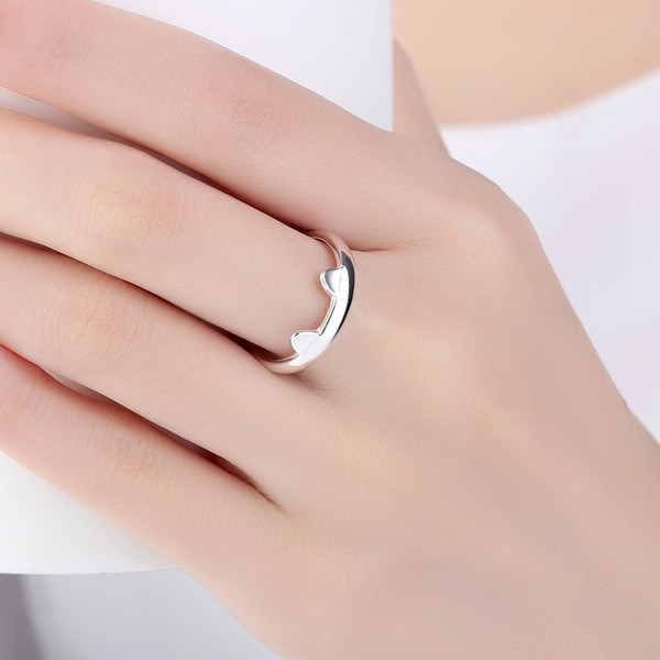 Női gyűrű 3D elemmel, ezüst színben