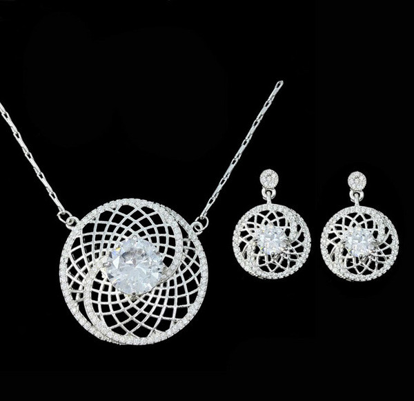 Finom női fülbevaló és nyaklánc szett két színben