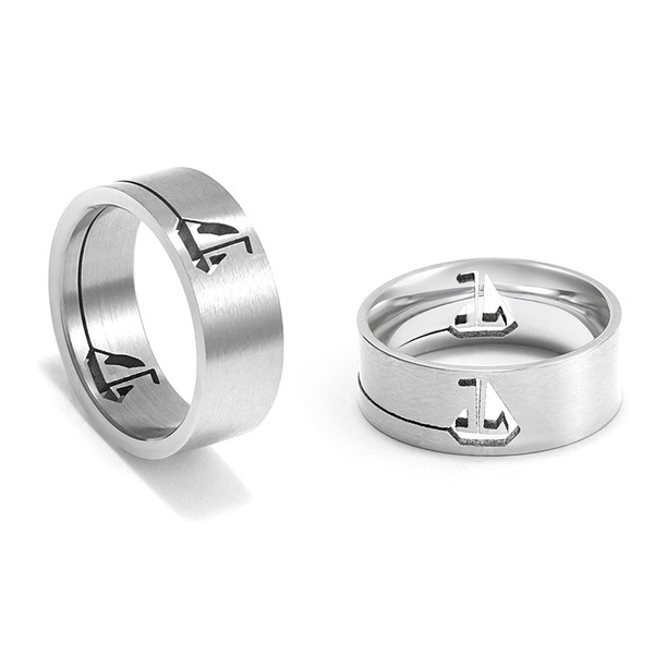 Modern férfi gyűrű ezüst színben