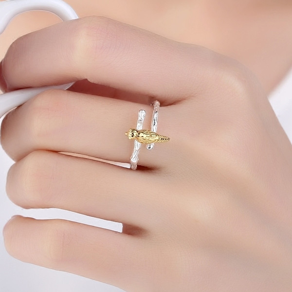 ÚJ modell női gyűrű 3D elemmel