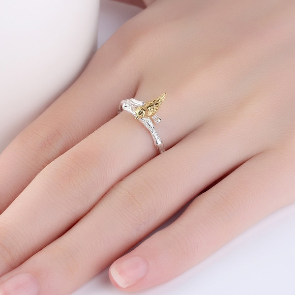 ÚJ modell női gyűrű 3D elemmel