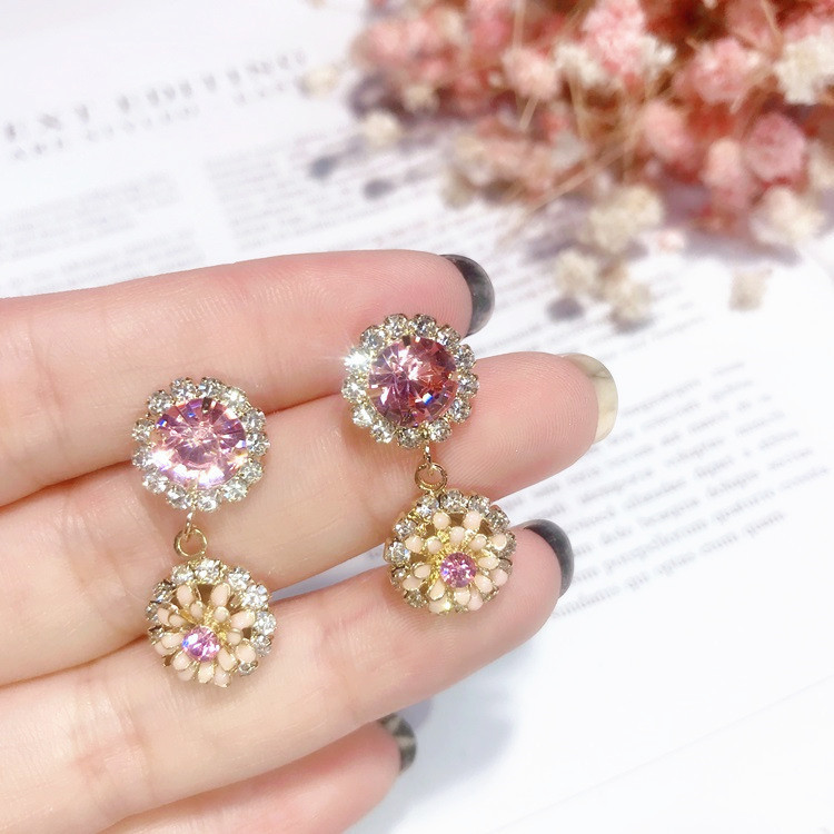 Cercei de dama roz cu pietre decorative