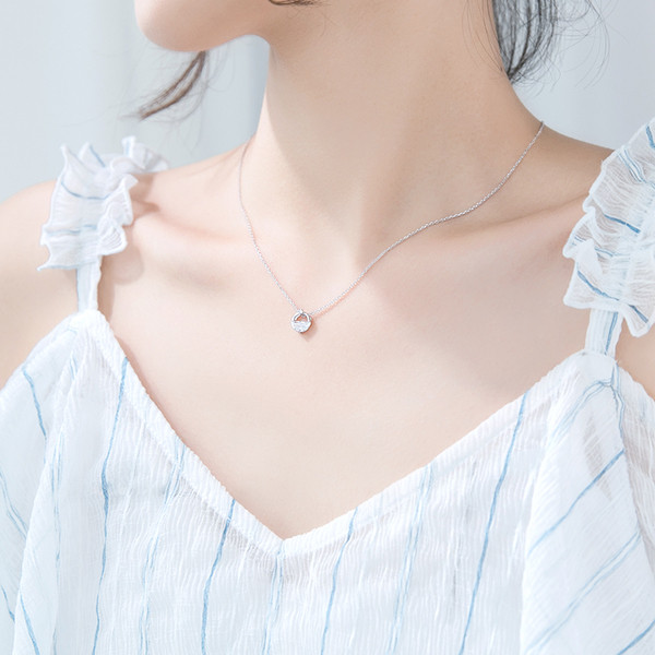 Colier de dama modern cu pietre decorative