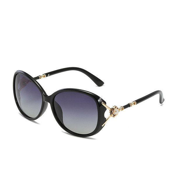 Fém díszítésű női napszemüveg öt színben