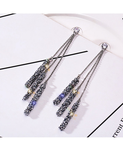 Κομψά κυρίες σκουλαρίκια με πέτρες σε δύο χρώματα