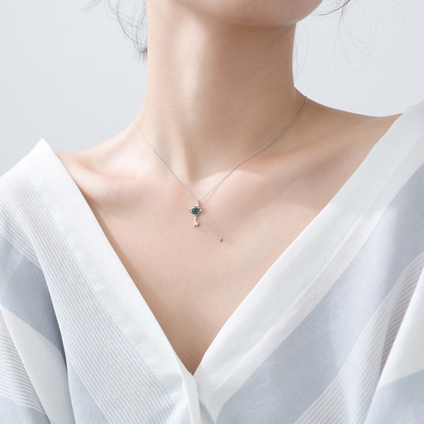 Colier zilnic de dama de culoare argintie cu pietre