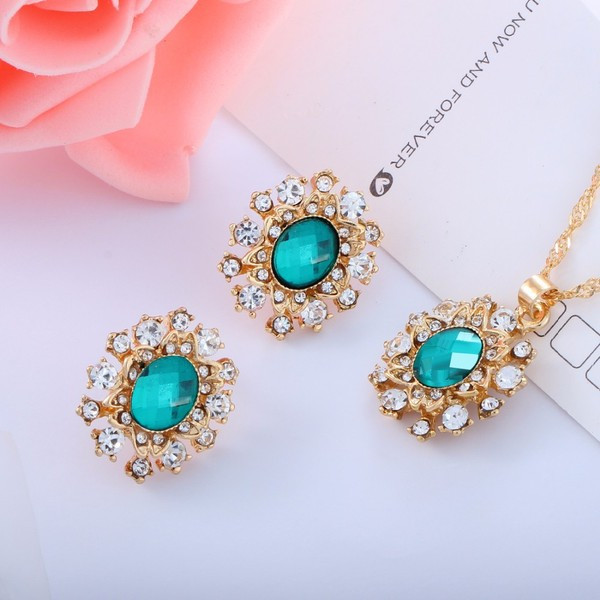 Set dama - colier si cercei cu pietre colorate