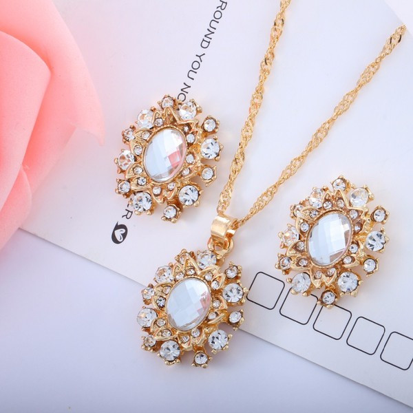 Set dama - colier si cercei cu pietre colorate