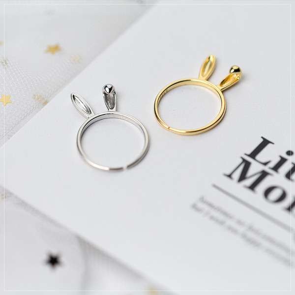 Hétköznapi női gyűrű ezüst és arany színben