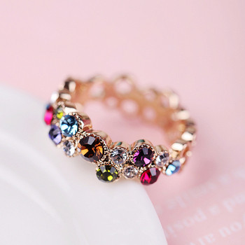 Дамски модерен пръстен с цветни камъни