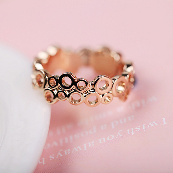 Κυρίες μοντέρνο δαχτυλίδι με έγχρωμες πέτρες