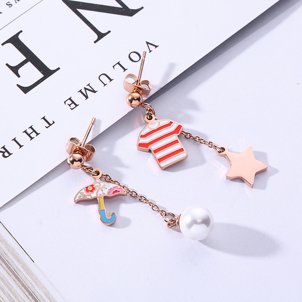 Cercei casual dama cu pandantive de culoare aurie