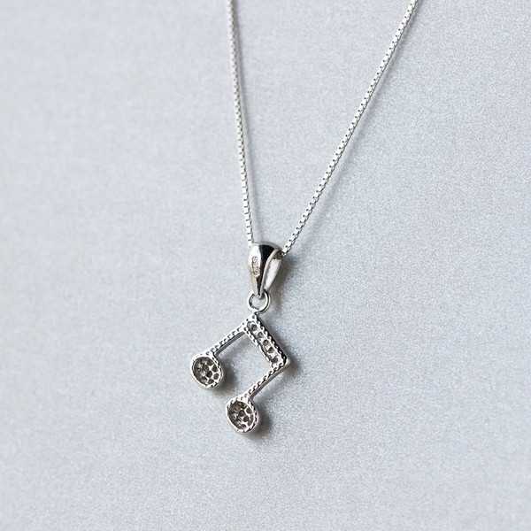 Καθημερινό κολιέ κυρίες με ασημένια νότα