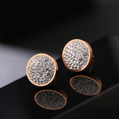 Κυρίες μόδας σκουλαρίκια με πέτρες σε λευκό και κόκκινο