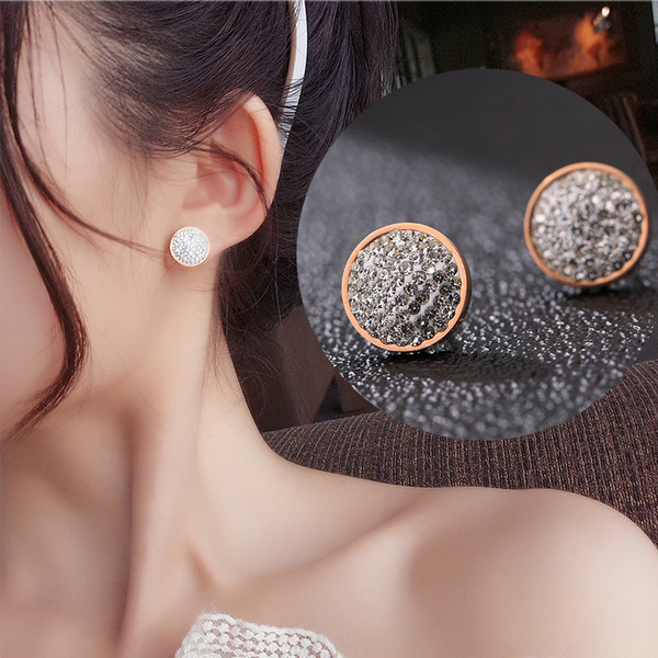 Κυρίες μόδας σκουλαρίκια με πέτρες σε λευκό και κόκκινο