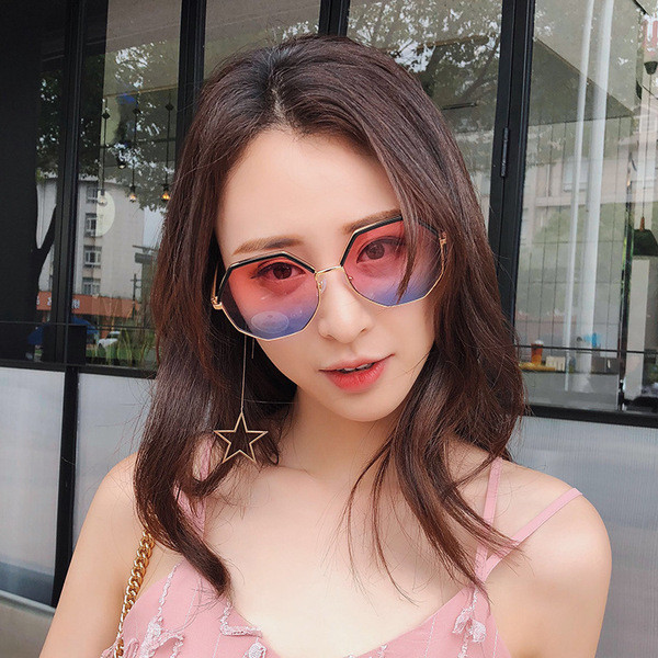 Vékony keretű napszemüveg több színben