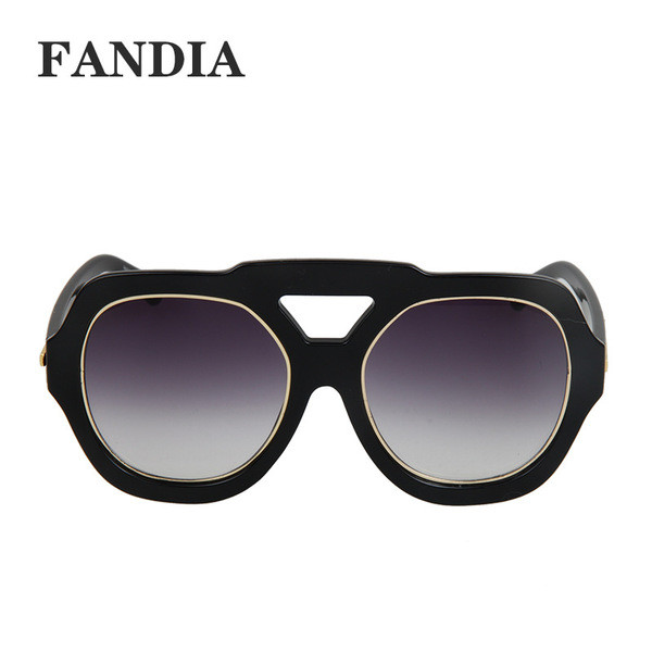 Μοντέρνα ανδρικά γυαλιά ηλίου σε διάφορα χρώματα