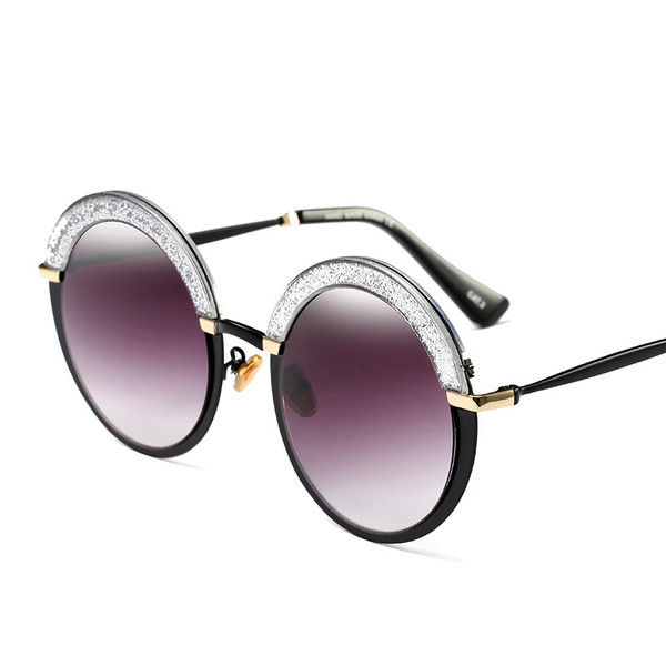 Kerek formájú, vékony keretű női napszemüveg többféle színben