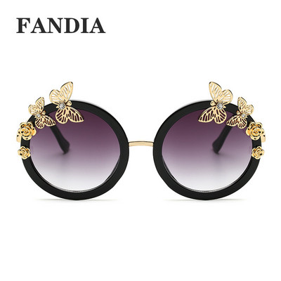 Модерни дамски слънчеви очила с кръгла форма и 3D декорация в два цвята