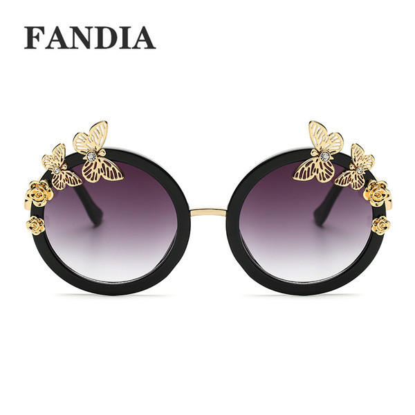 Σύγχρονα κυρίες γυαλιά ηλίου με στρογγυλό σχήμα και 3D διακόσμηση σε δύο χρώματα