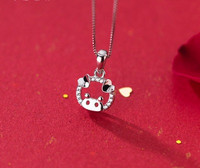 Modern női lánc díszkövekkel