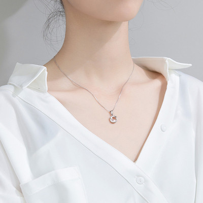 Modern női lánc díszkövekkel