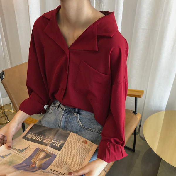 Stílusos női ing zsebbel piros és fekete színben